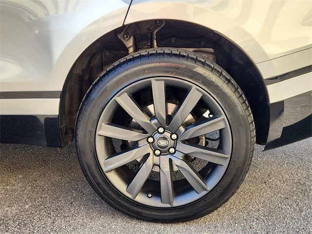 2018 Land Rover Range Rover Velar SE R-Dynamic