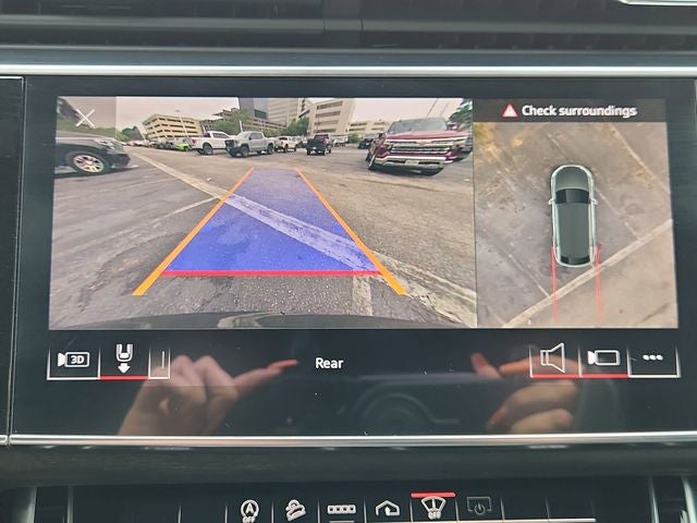 2021 Audi Q8 55 Prestige quattro