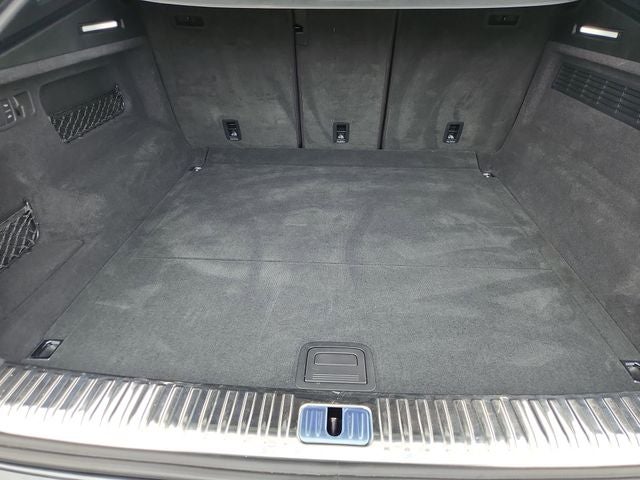 2021 Audi Q8 55 Prestige quattro