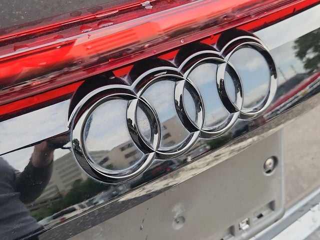 2021 Audi Q8 55 Prestige quattro