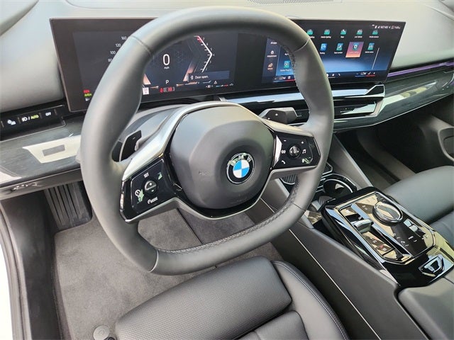 2024 BMW 5 Series 530i
