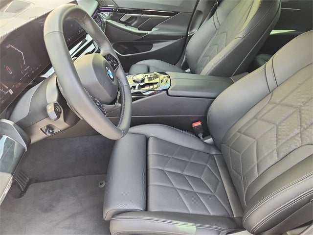 2024 BMW 5 Series 530i