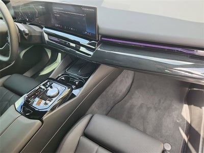 2024 BMW 5 Series 530i