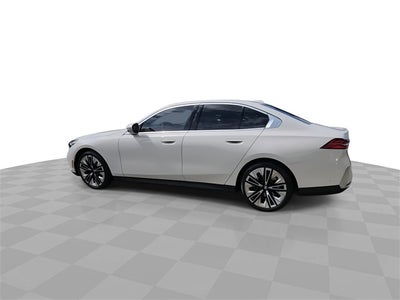 2024 BMW 5 Series 530i