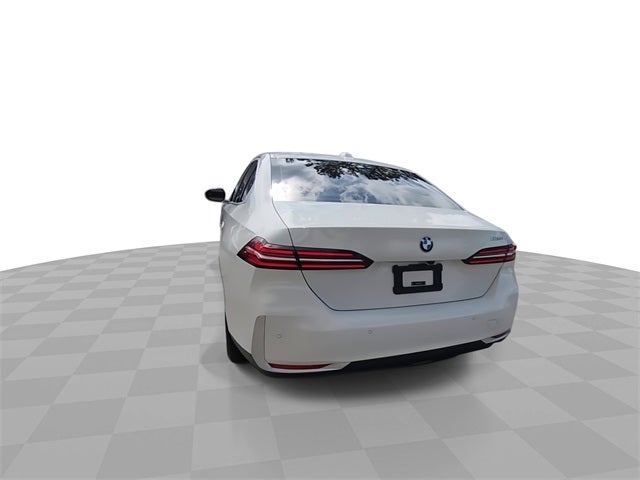 2024 BMW 5 Series 530i