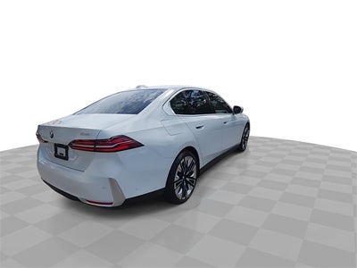 2024 BMW 5 Series 530i