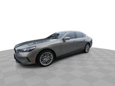 2024 BMW 5 Series 530i