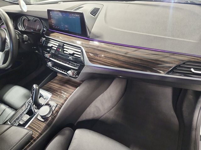 2019 BMW 5 Series 540i