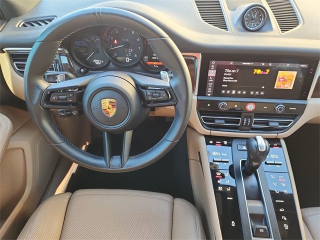 2022 Porsche Macan Base