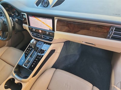 2022 Porsche Macan Base
