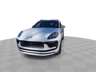2022 Porsche Macan Base