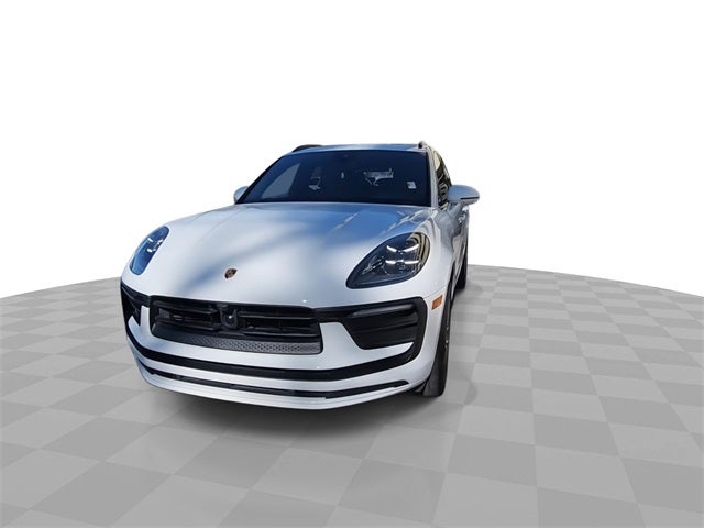 2022 Porsche Macan Base