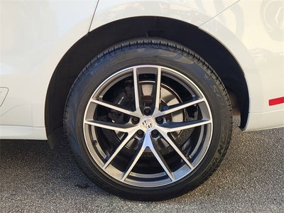 2022 Porsche Macan Base