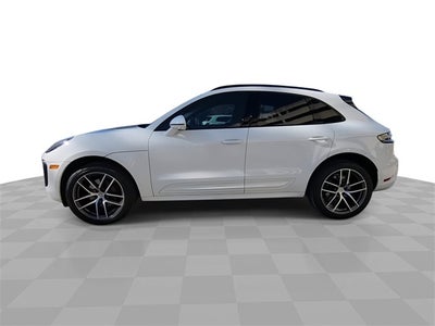 2022 Porsche Macan Base