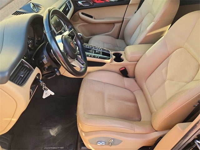 2018 Porsche Macan Base