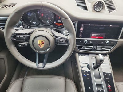 2022 Porsche Macan Base