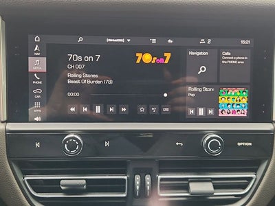 2022 Porsche Macan Base