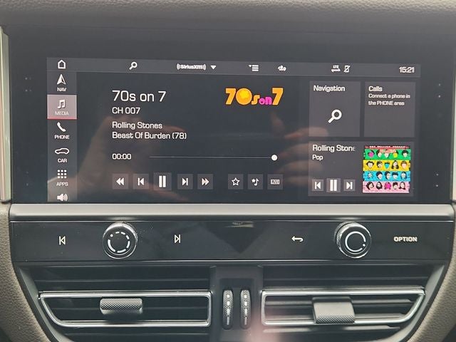 2022 Porsche Macan Base