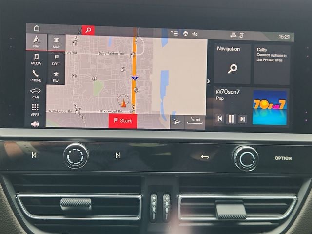 2022 Porsche Macan Base