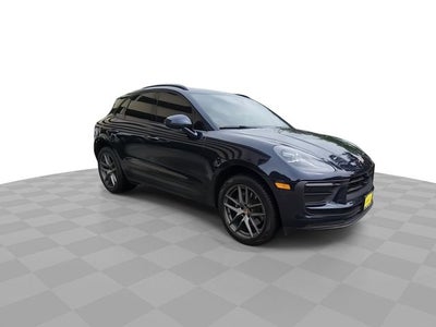 2022 Porsche Macan Base