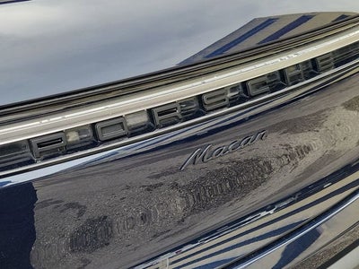 2022 Porsche Macan Base