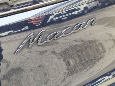 2022 Porsche Macan Base