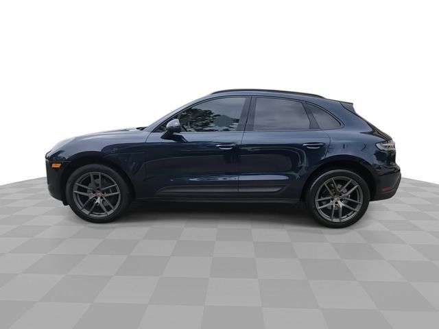 2022 Porsche Macan Base