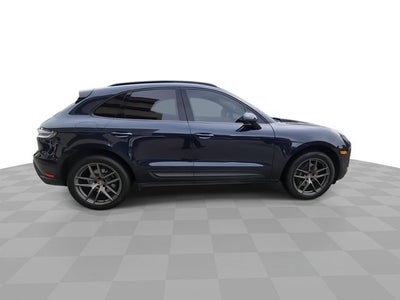 2022 Porsche Macan Base