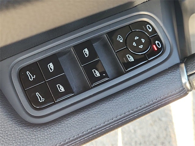 2021 Porsche Cayenne Base