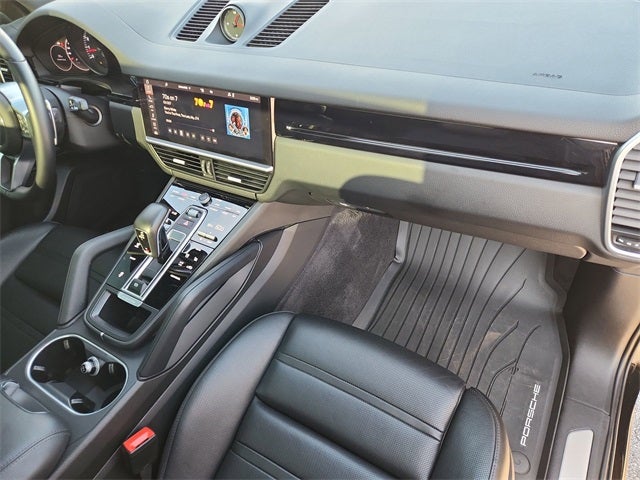 2021 Porsche Cayenne Base