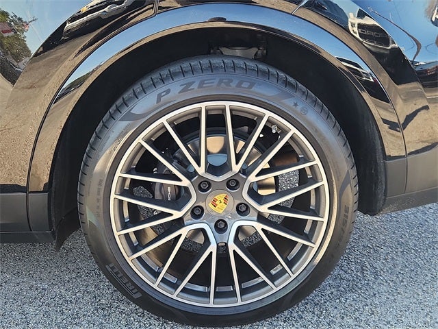 2021 Porsche Cayenne Base