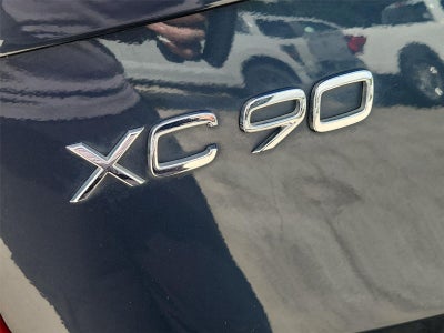 2021 Volvo XC90 Momentum