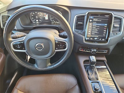 2019 Volvo XC90 T6 Momentum
