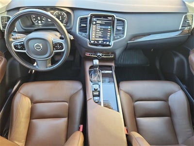 2019 Volvo XC90 T6 Momentum
