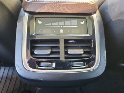 2019 Volvo XC90 T6 Momentum