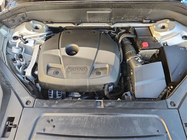 2019 Volvo XC90 T6 Momentum