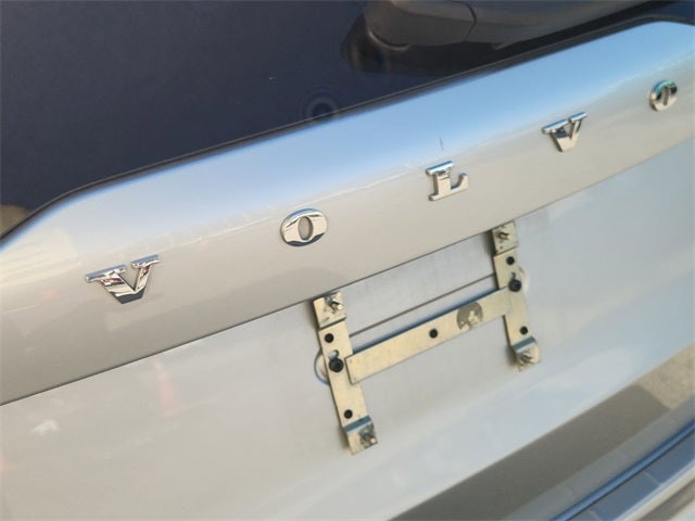 2019 Volvo XC90 T6 Momentum