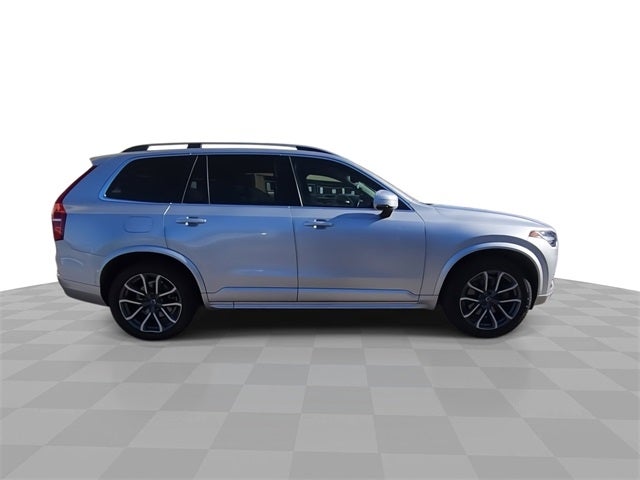 2019 Volvo XC90 T6 Momentum