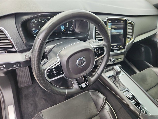 2016 Volvo XC90 T6 R-Design