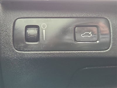 2016 Volvo XC90 T6 R-Design