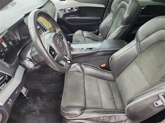 2016 Volvo XC90 T6 R-Design