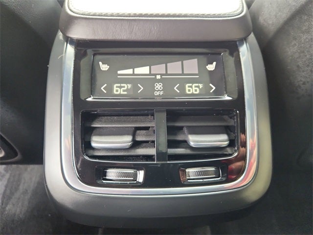 2016 Volvo XC90 T6 R-Design