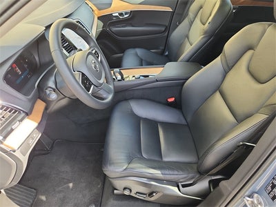 2023 Volvo XC90 Recharge Plug-In Hybrid T8 Plus 6 Passenger